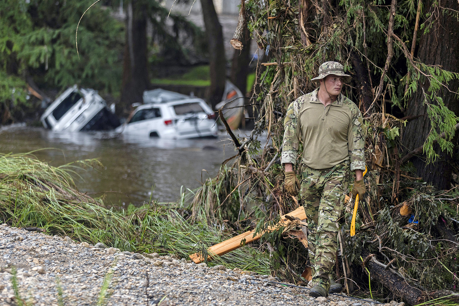 Texas mourns as death toll flooding rises